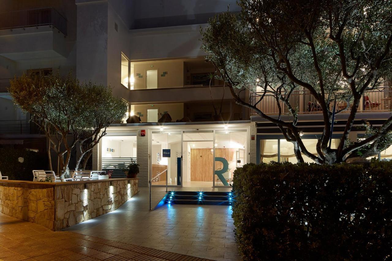Hotel Reimar Сан Антони де Калоне Екстериор снимка